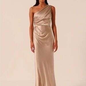 Elegant One-Shoulder Cream Dress